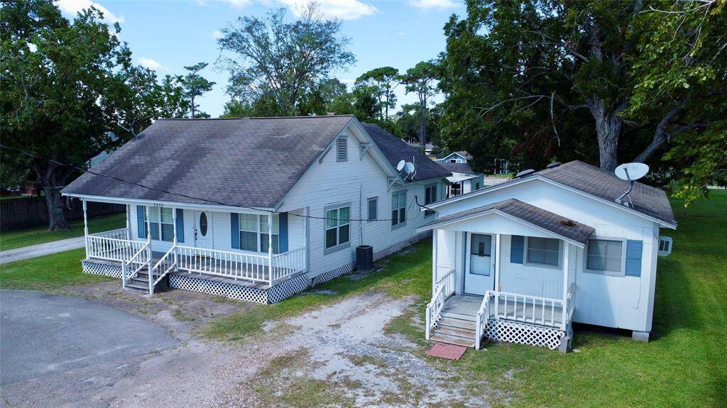 Gorgeous Home on almost an acre lot!