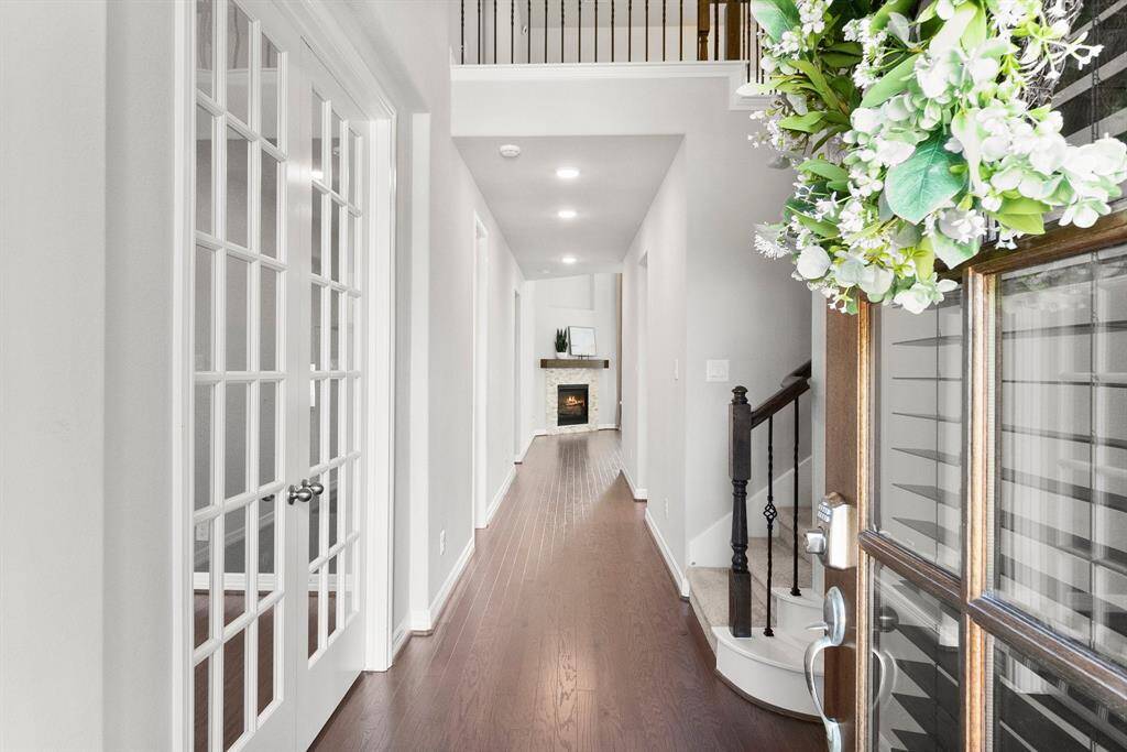 Front door opens to formal, 2-story entry