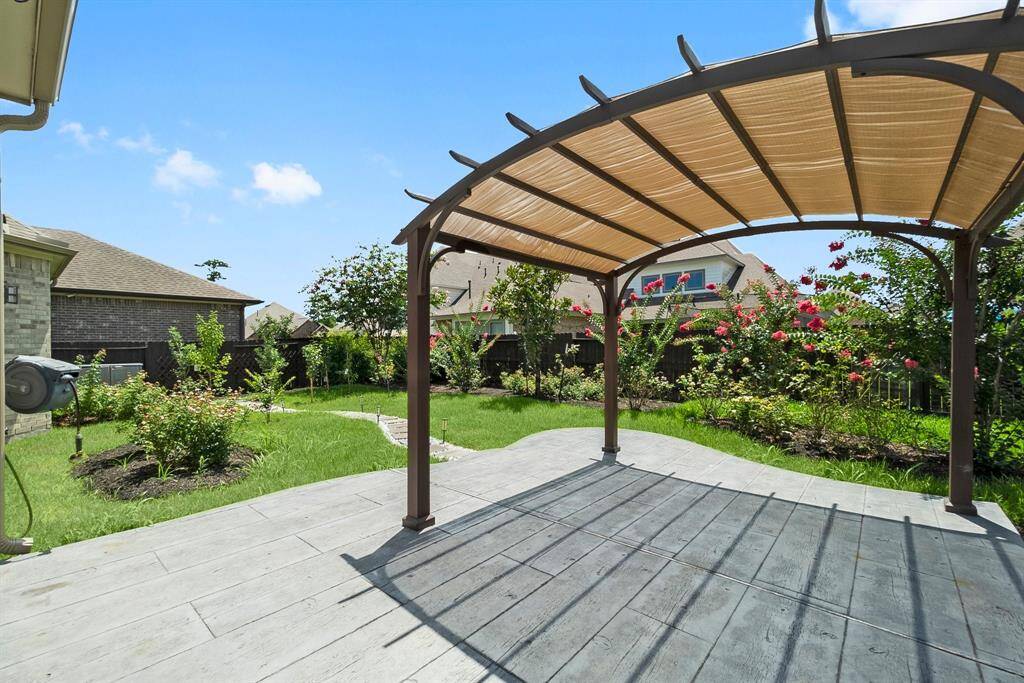 So many fun memories are waiting to be made on the amazing outdoor patio