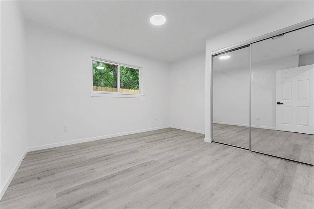 empty view of the 2nd bedroom