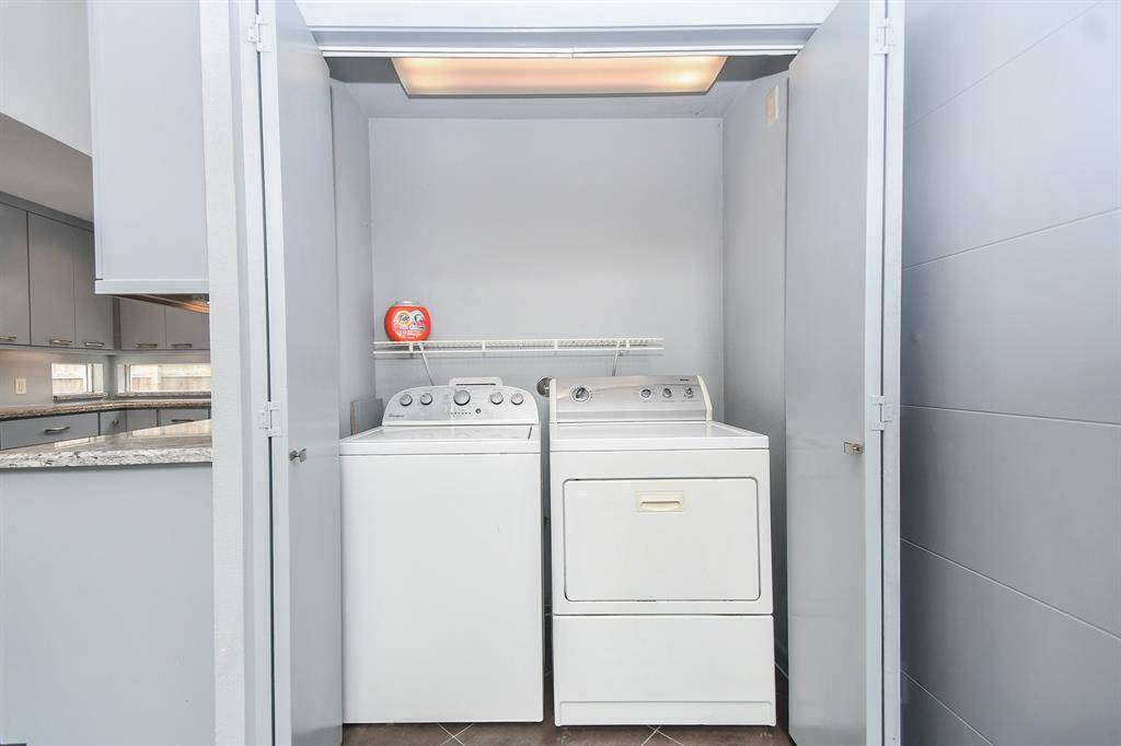 The washer & dryer remain with the home.