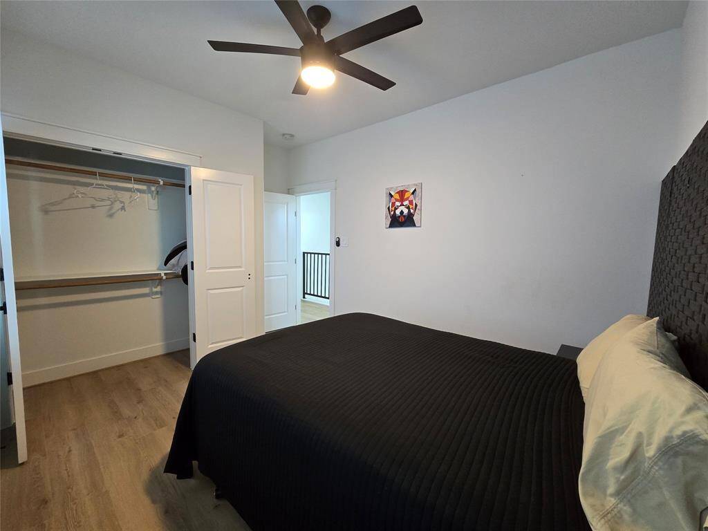 Secondary bedroom