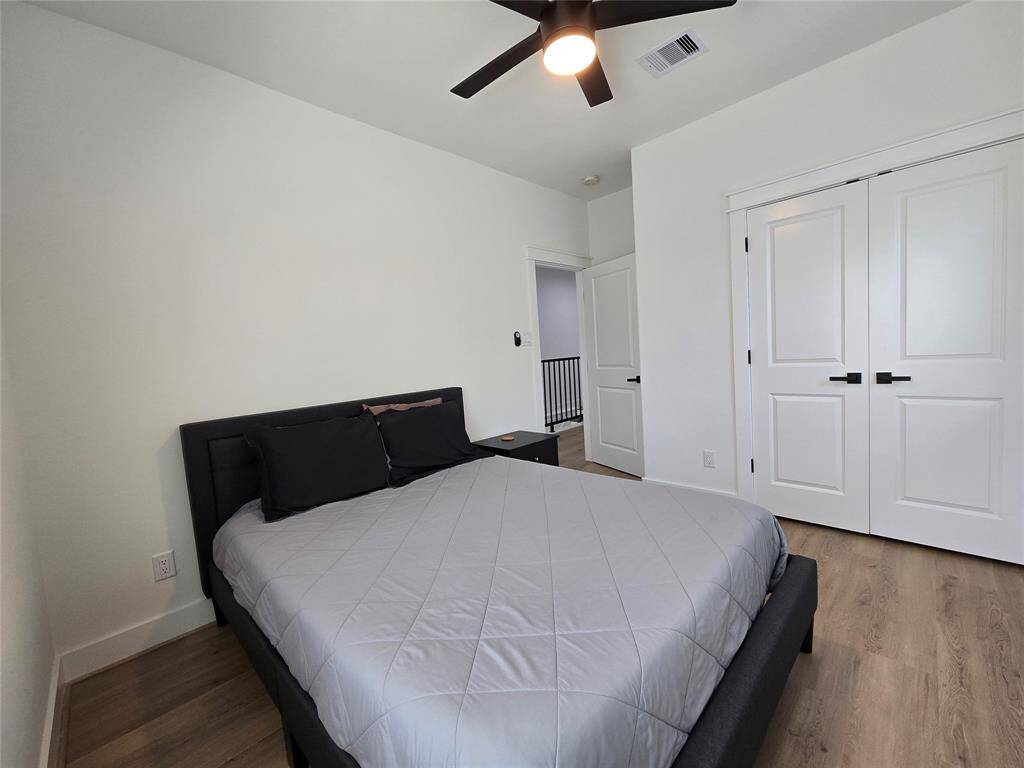 Secondary bedroom
