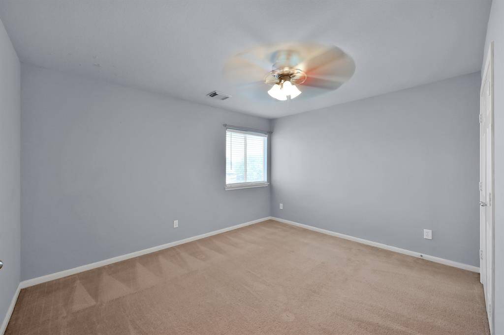 #2 Bedroom -upstairs