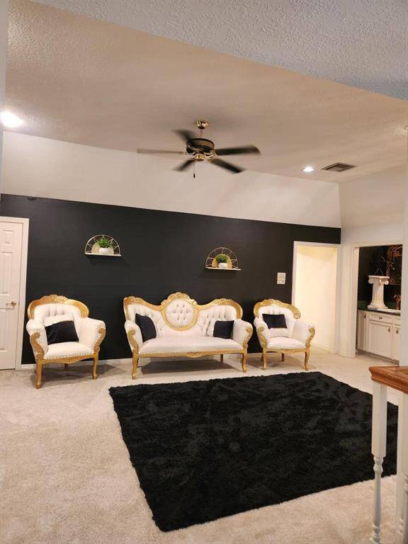 Game Room with wet bar
