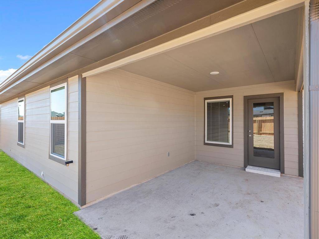 Private, covered back porch