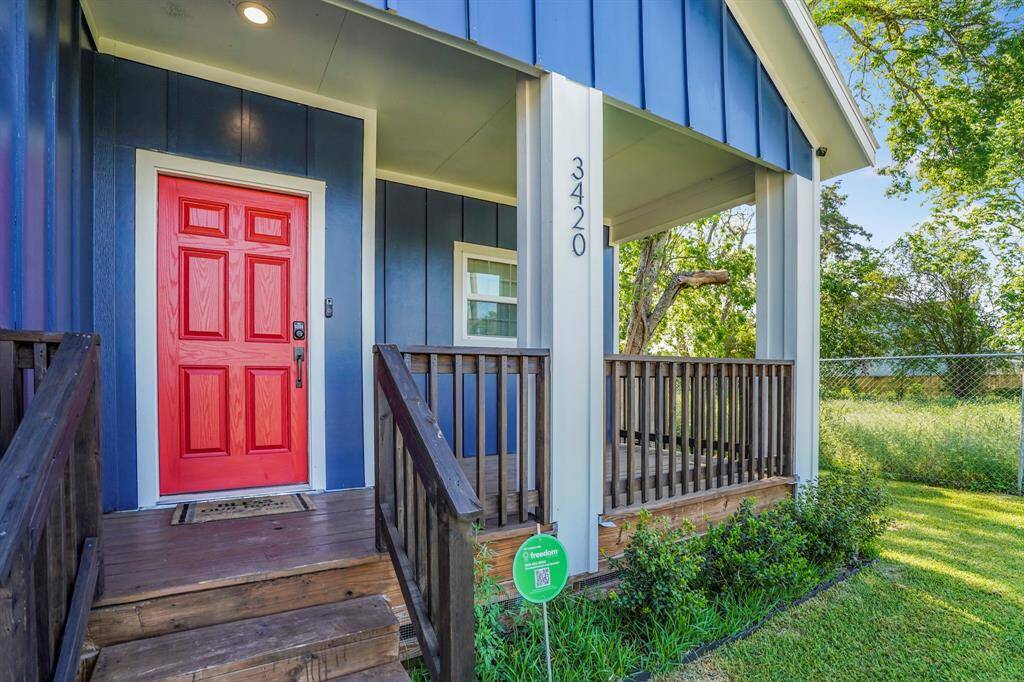 Right unit entry