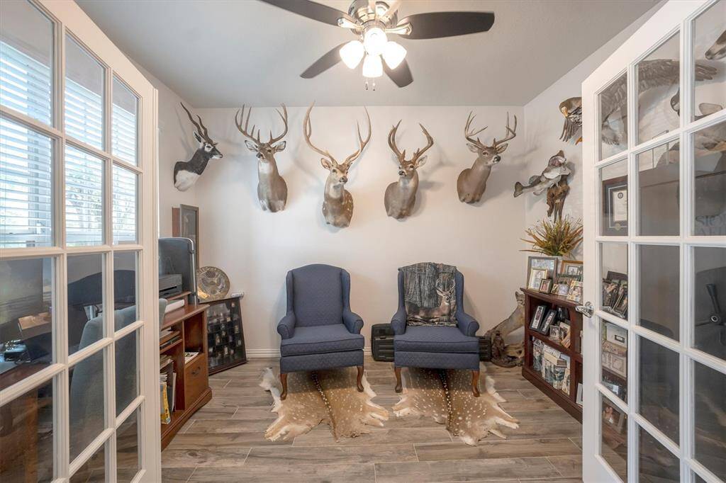 You’ll love the morning commute to this private study, offering plenty of space for your home office furnishings. Prefer a different setup? This versatile room easily transforms into a secondary living area or a formal dining space to suit your lifestyle.