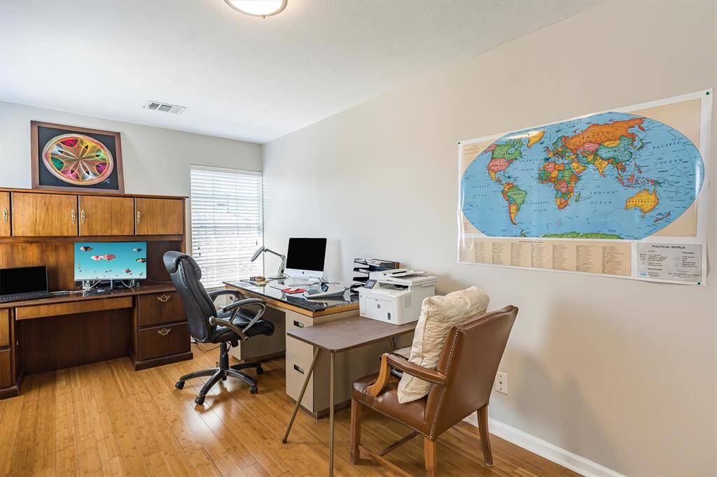 Property Image 37