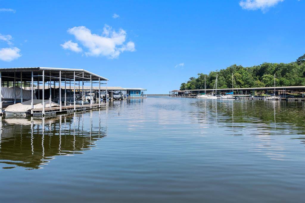 The Marina features boat slips that are able to be rented by Cape Royale Property Owners.