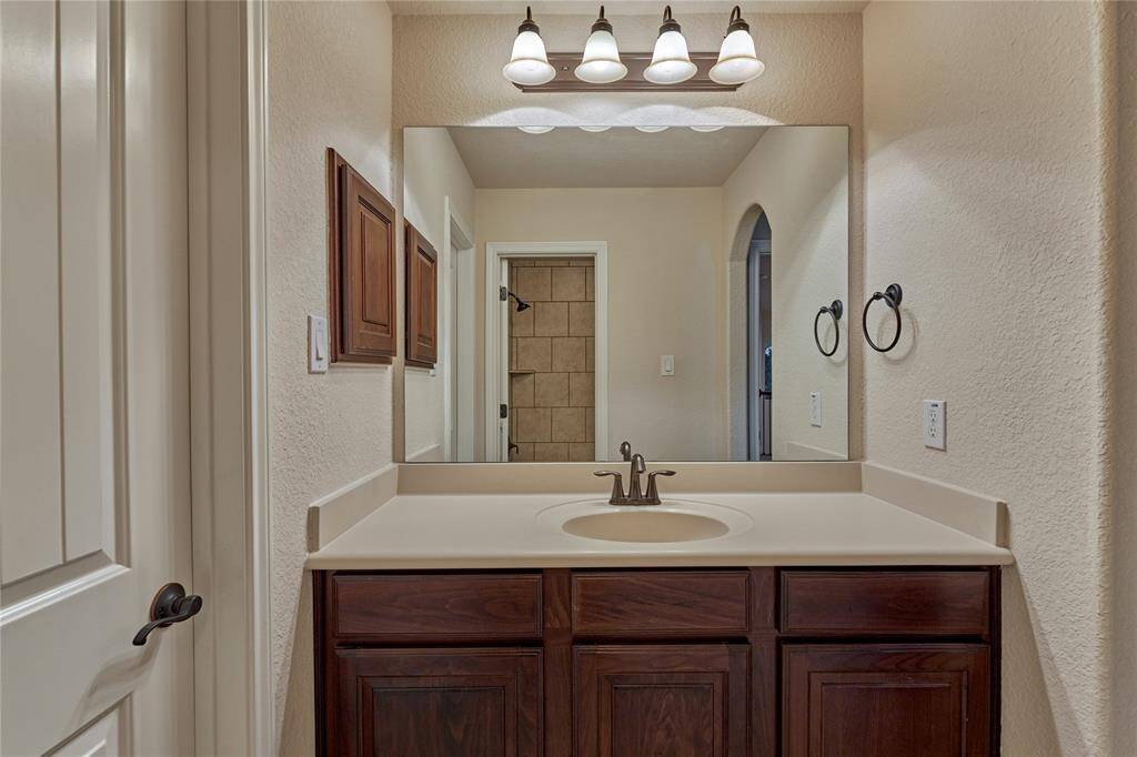 Part of Jack-n-Jill bath.