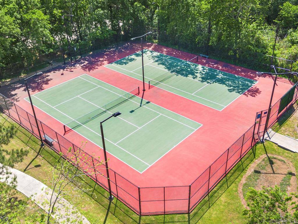 The community offers tennis and other amenities