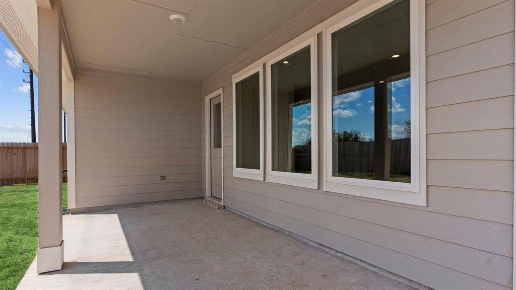 *Images and 3D tour is for illustration only and options may vary from home as built.