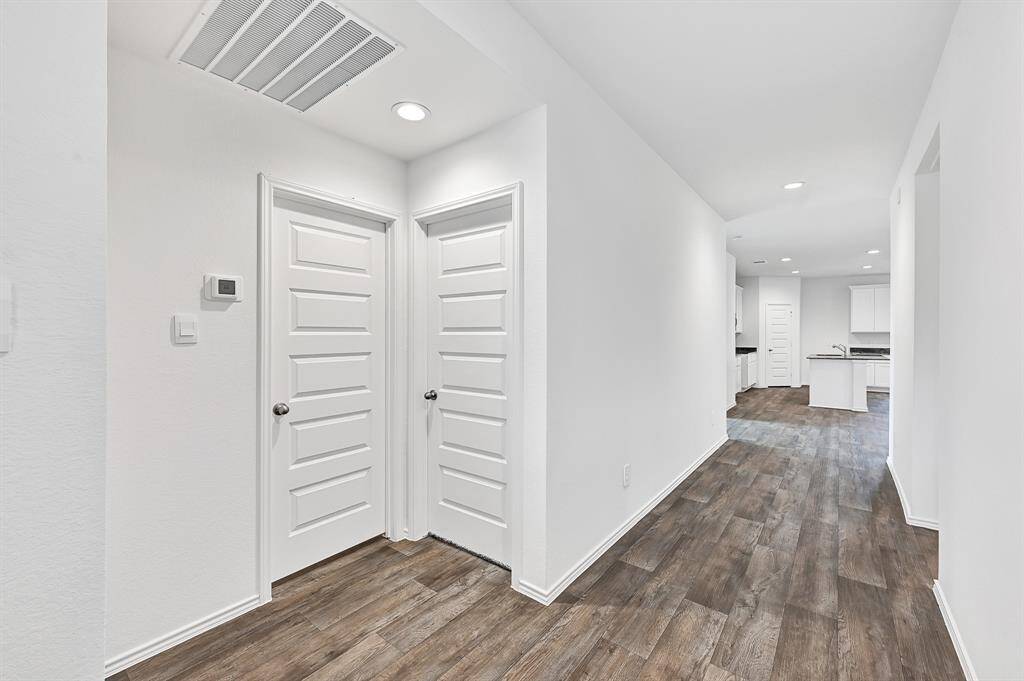 *Images and 3D tour is for illustration only and options may vary from home as built.