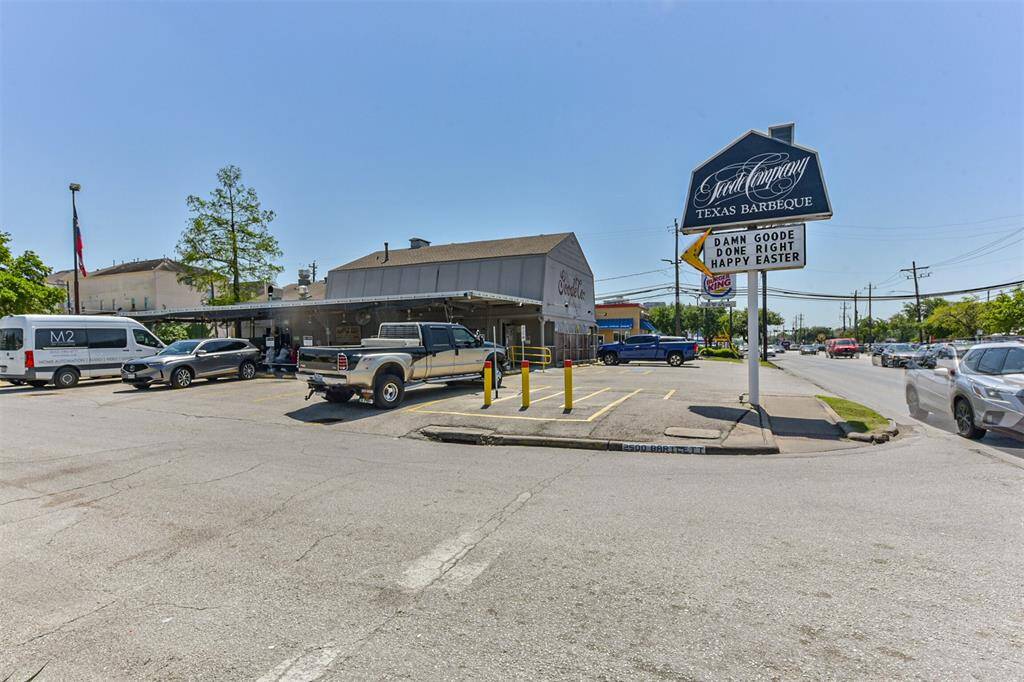 Goode Company BBQ and the Goode's Armadillo Palace are Houston classics that are also a short walk away.