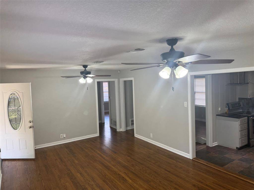 Right angle of living room