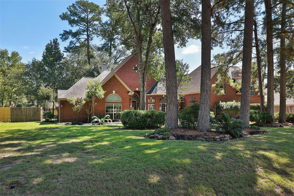 Additional front view of the lovely home.