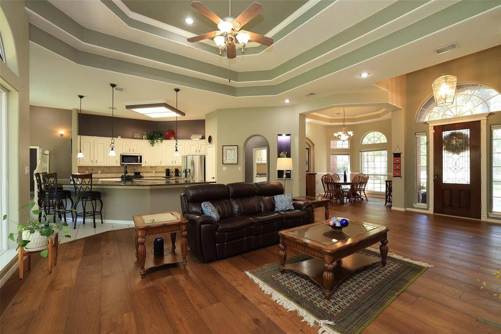 The new wide plank English Oak floor flows through the living and dining area.