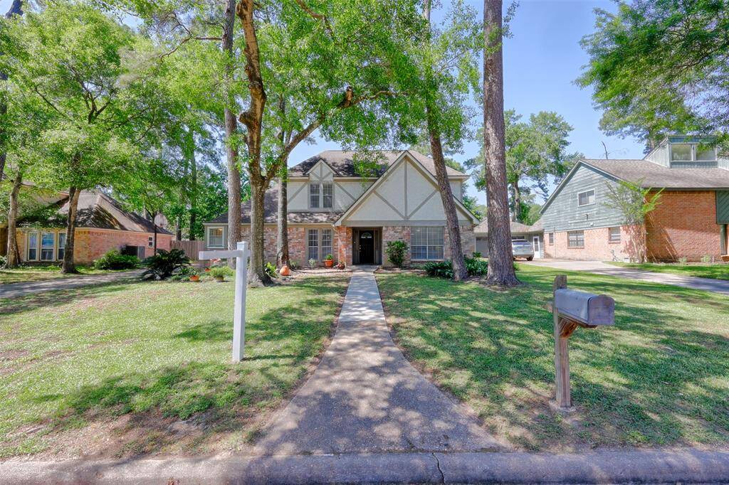 Welcome Home to 5314 Nodaway Lane.