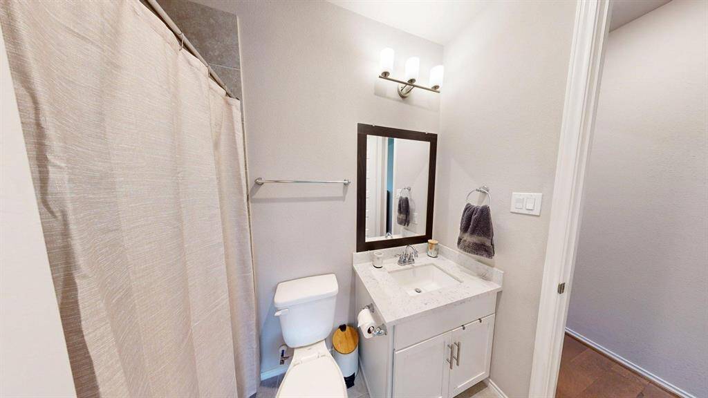 Second full size bathroom