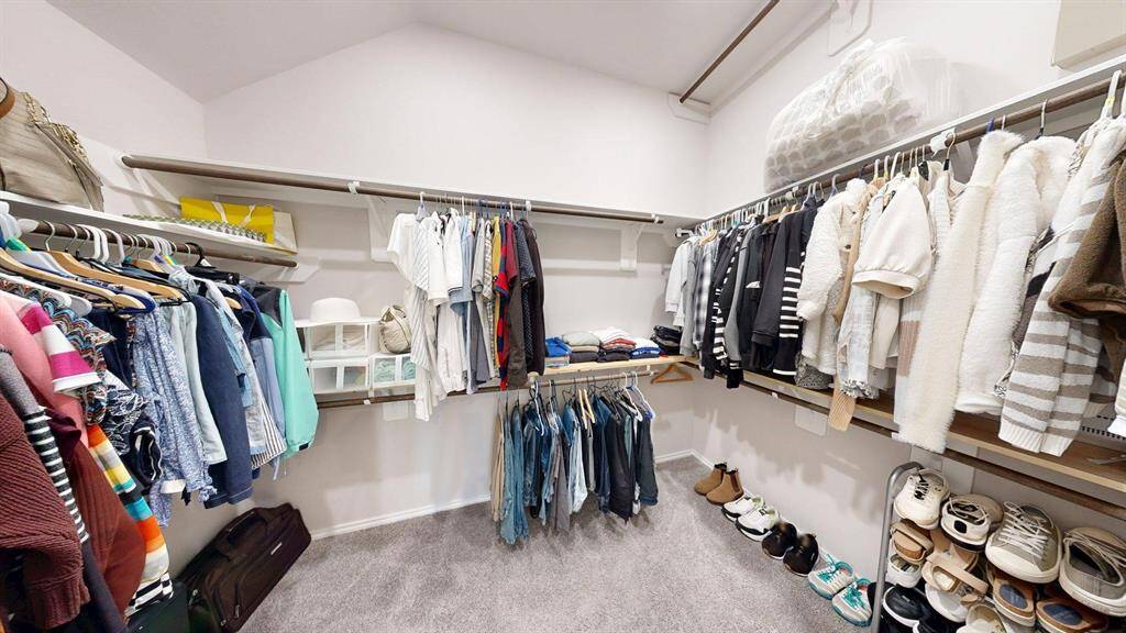 Large primary bedroom closet