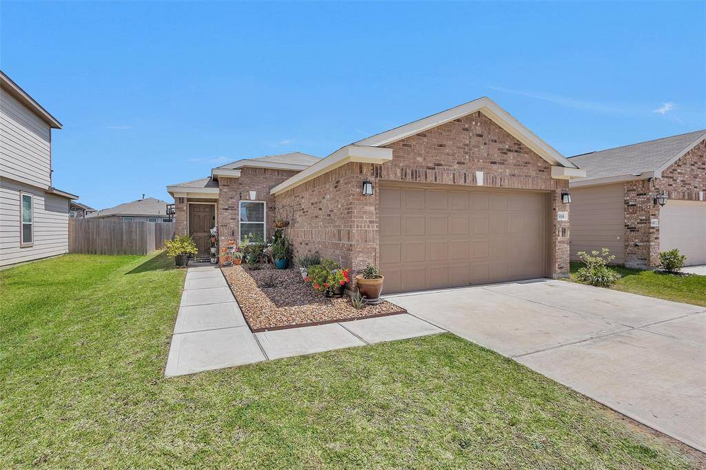 Enjoy the quiet, friendly neighborhood in Cy-Fair ISD!