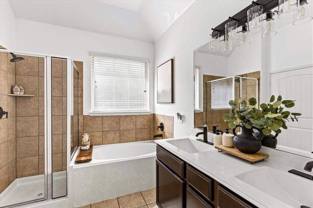 Separate tub and shower
