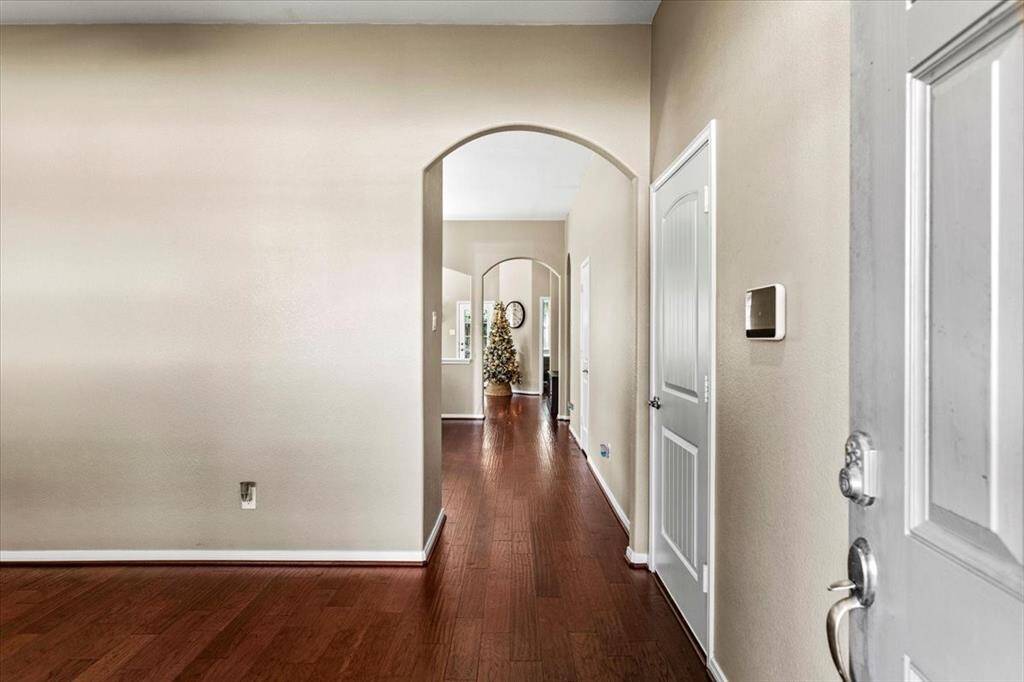 Welcoming entry