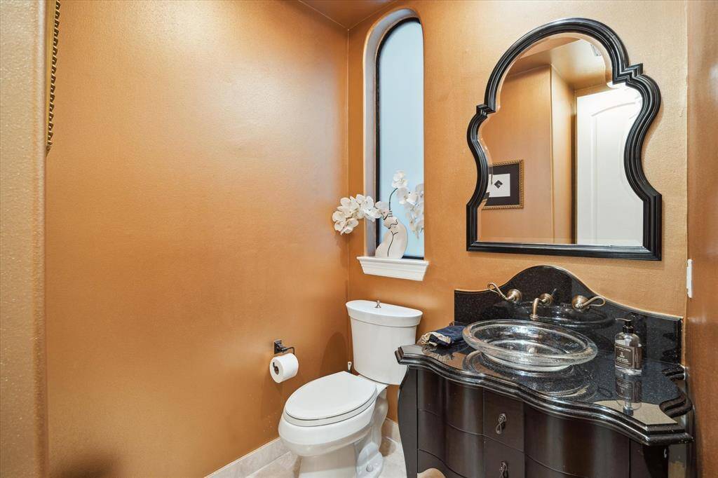 Powder bath found on living floor with attention to detail continued.