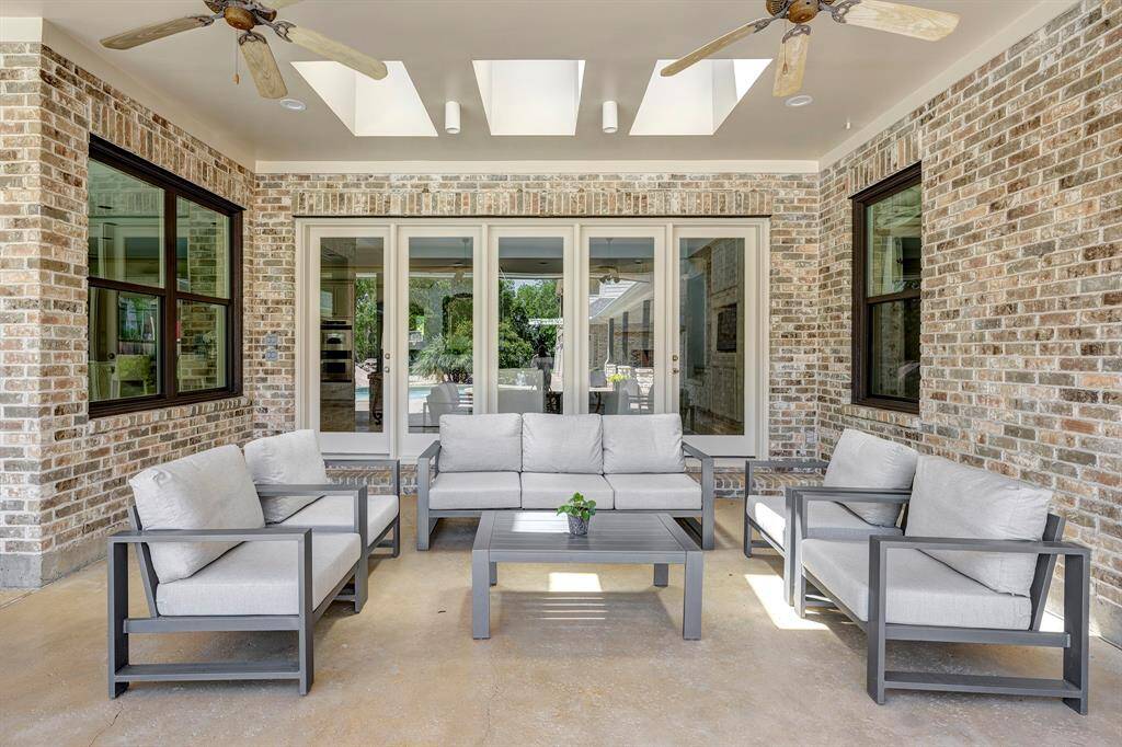 Relax by the pool in this shady oasis