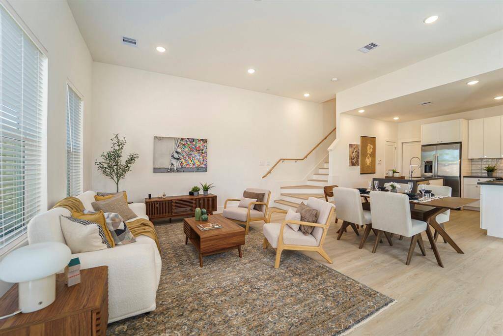 Model Home. Finishes of home may vary.