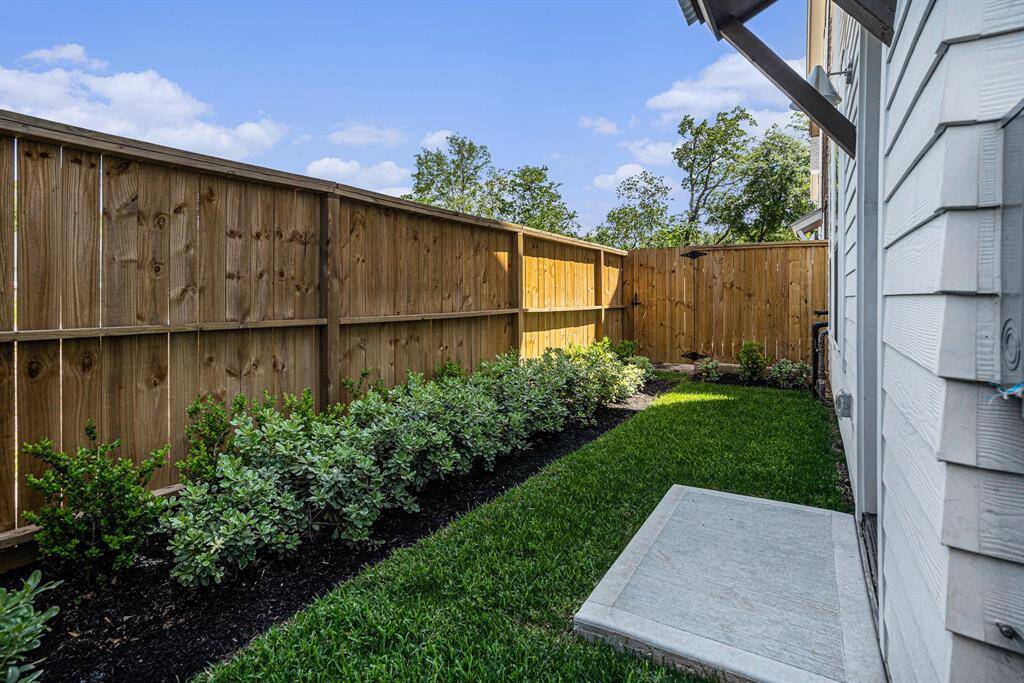 Back Yard Space. Model Home.