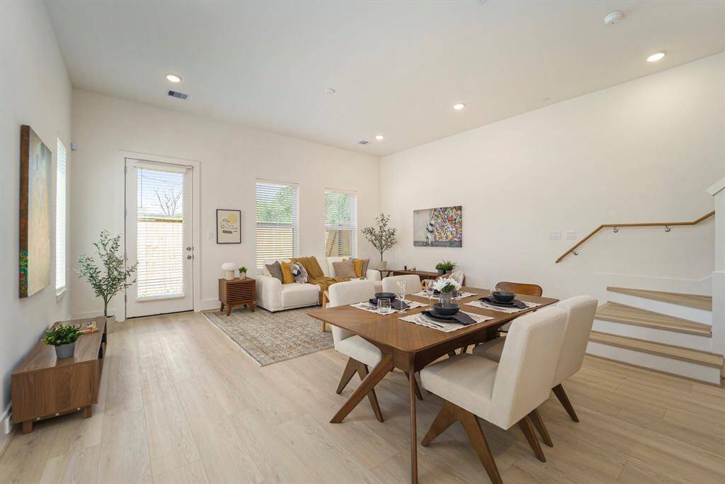 Model Home. Finishes of home may vary.
