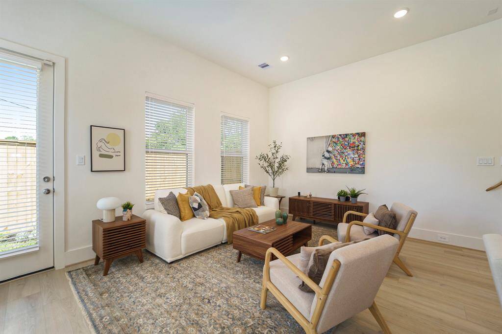 Model Home. Finishes of home may vary.