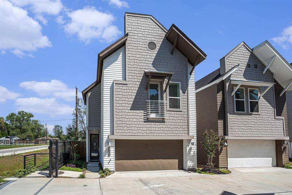 Model Home. Not Actual Unit.