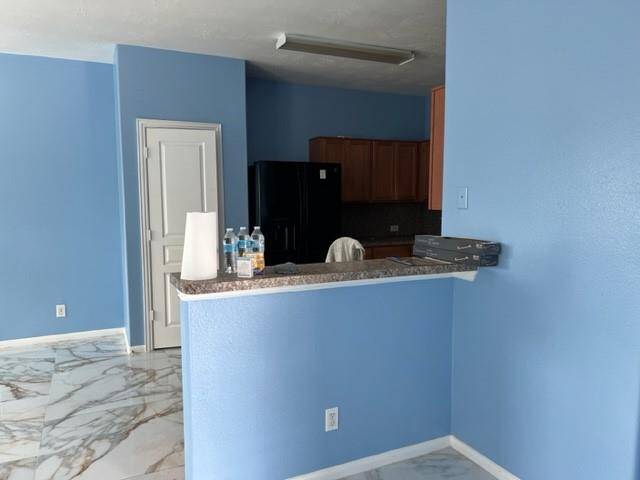 citchen cabinet