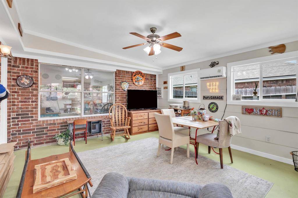 Stay cool in the summer and warm in the winter with the sunroom's mini-split