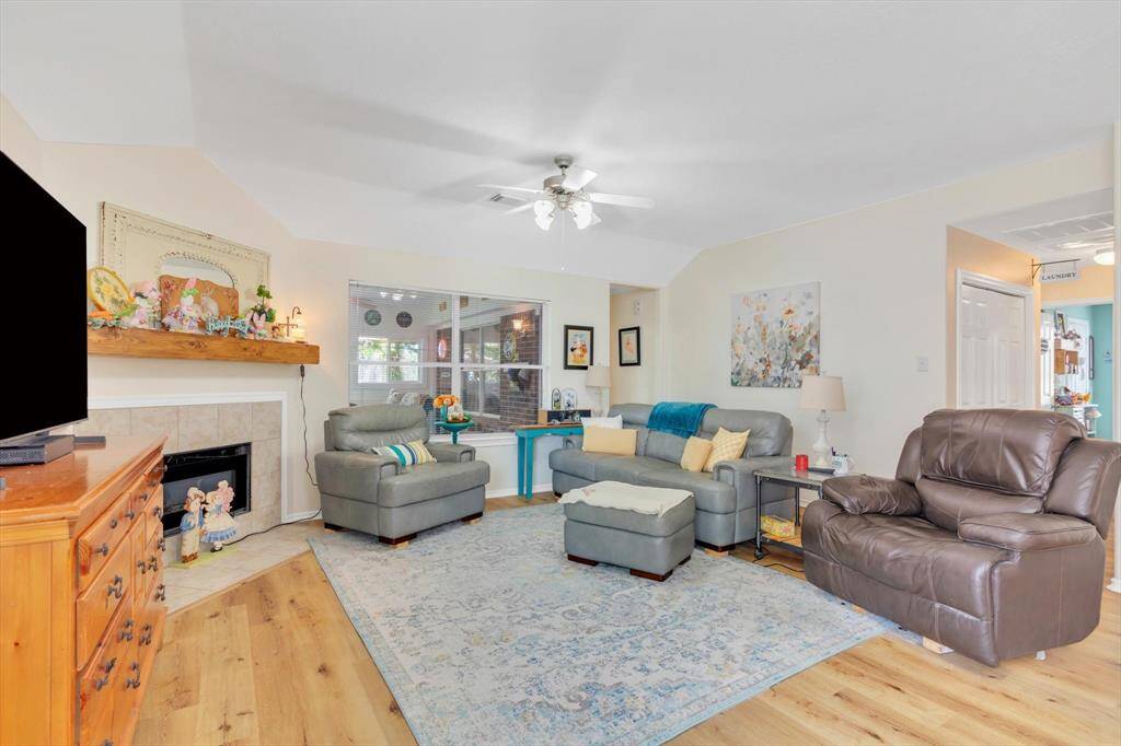 Spacious living room with fireplace