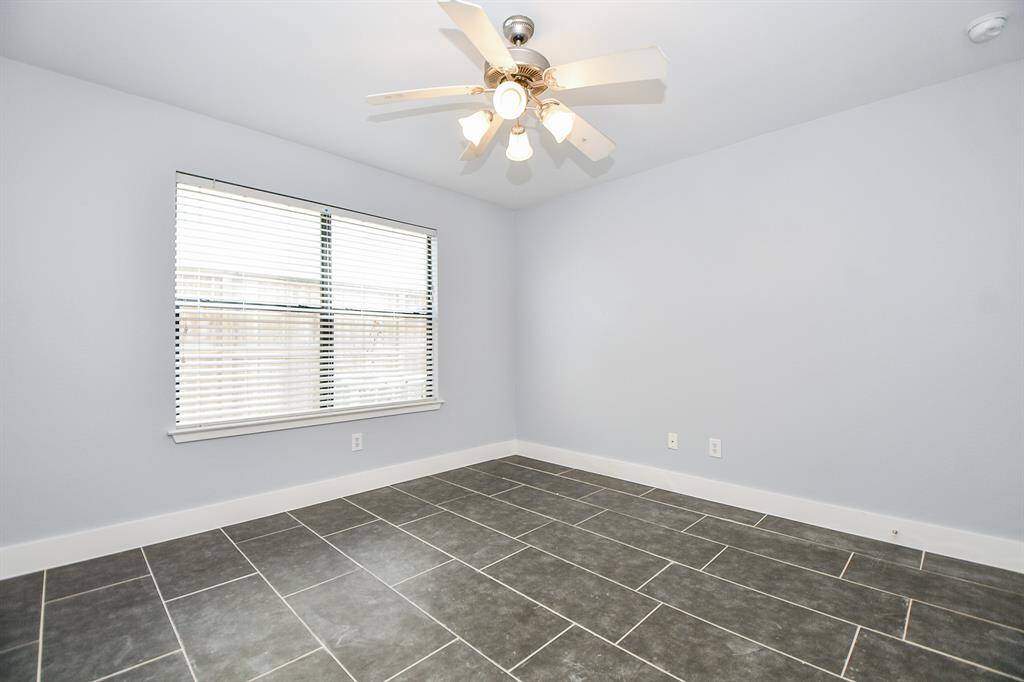 Plenty of light and no carpet.
