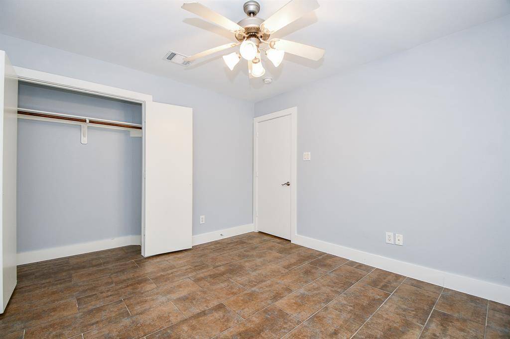 1st floor secondary room