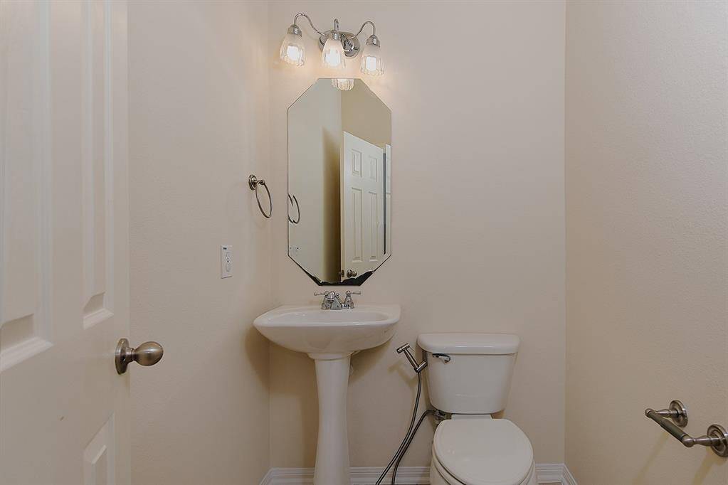 Guest Bathroom