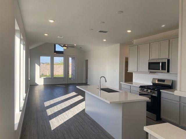 9010 Selwyn Pointe Way