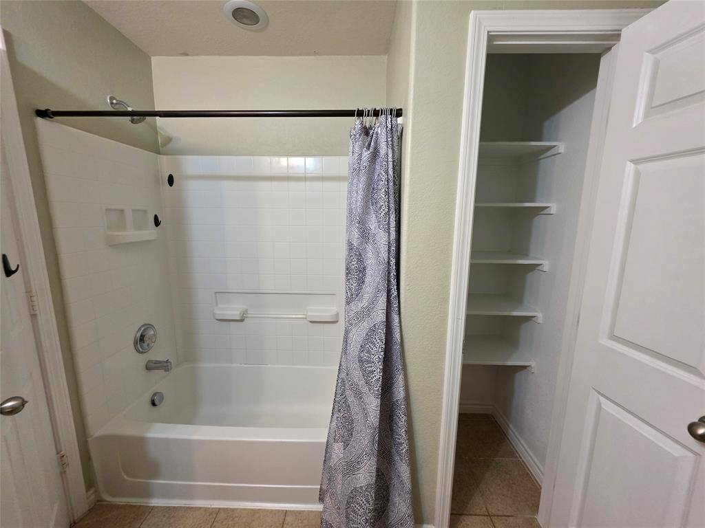 Second Bathroom Shower/Tub Combo