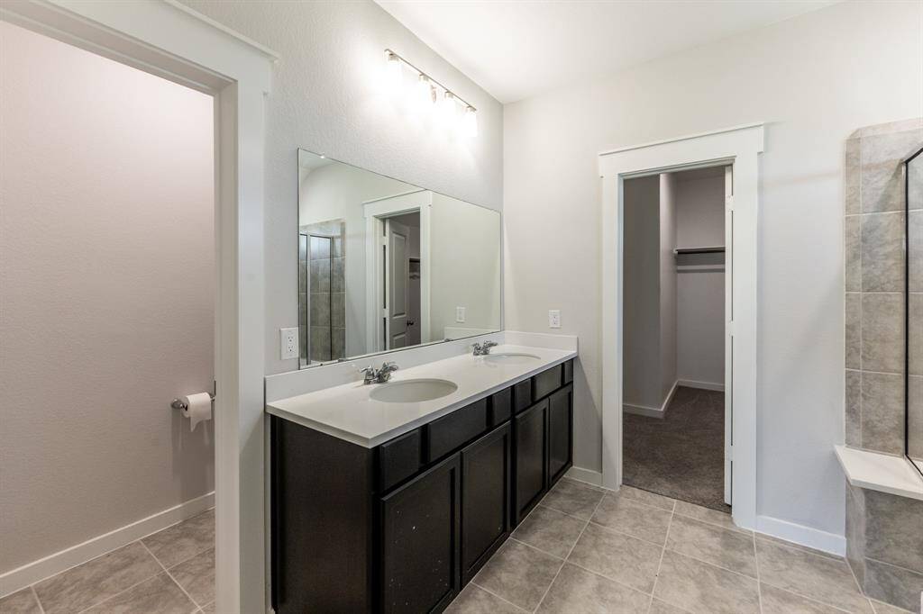 Primary suite