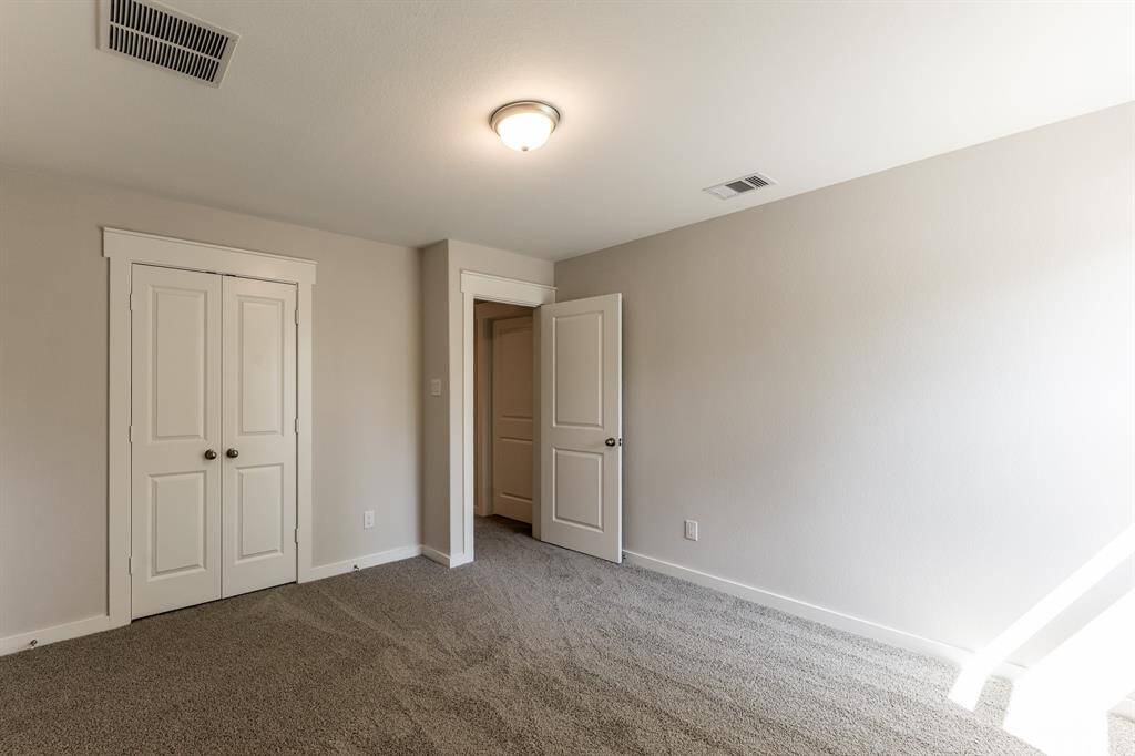 3/3 bedrooms upstairs