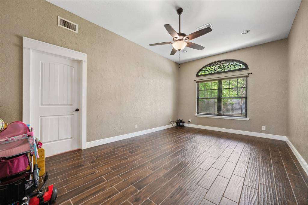 Another look at the flex-space showing the door to the left that open up into the 3rd bedroom.