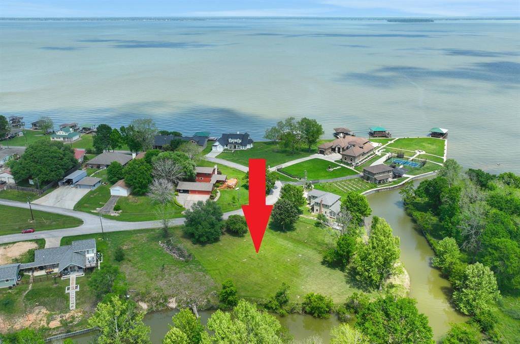 Location of the two lots