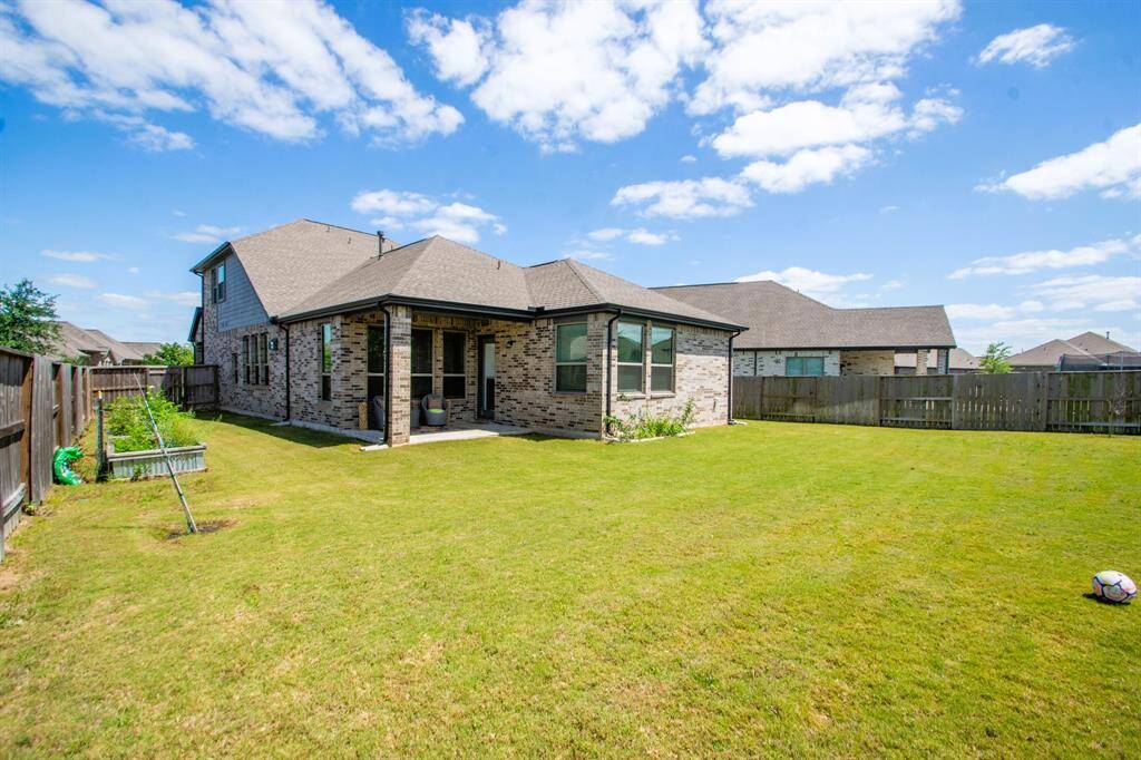 This home is perfect for outdoor relaxation. Make this home yours today!