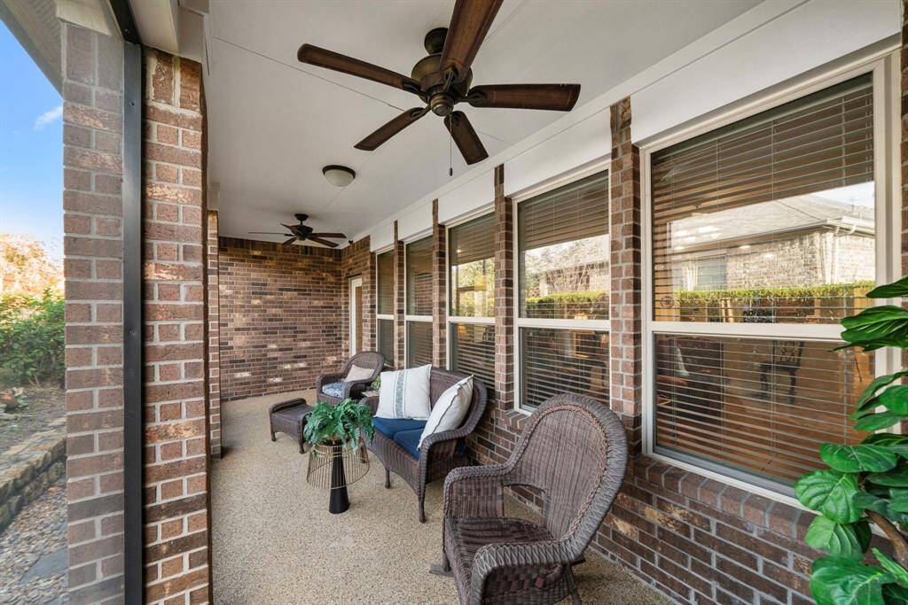 Screened in patio provides additional space for entertaining