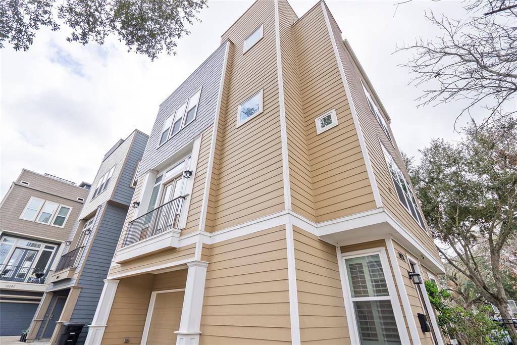 This home is in a enclave of 3 units and has the largest lot size of all the 3 homes.